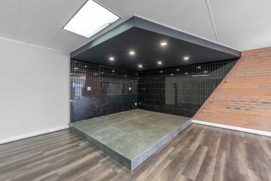 To Let Commercial Property for Rent in Gardens Western Cape
